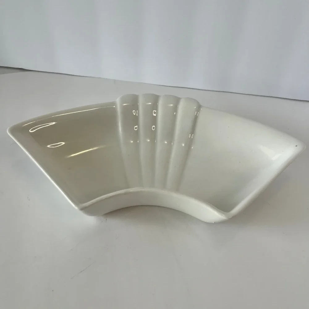 Vintage California USA Pottery L61 White Fan Shell Shaped Dish Mid Century Decor